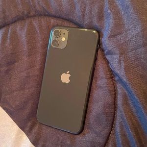 iPhone 11 (rebuilt screen)